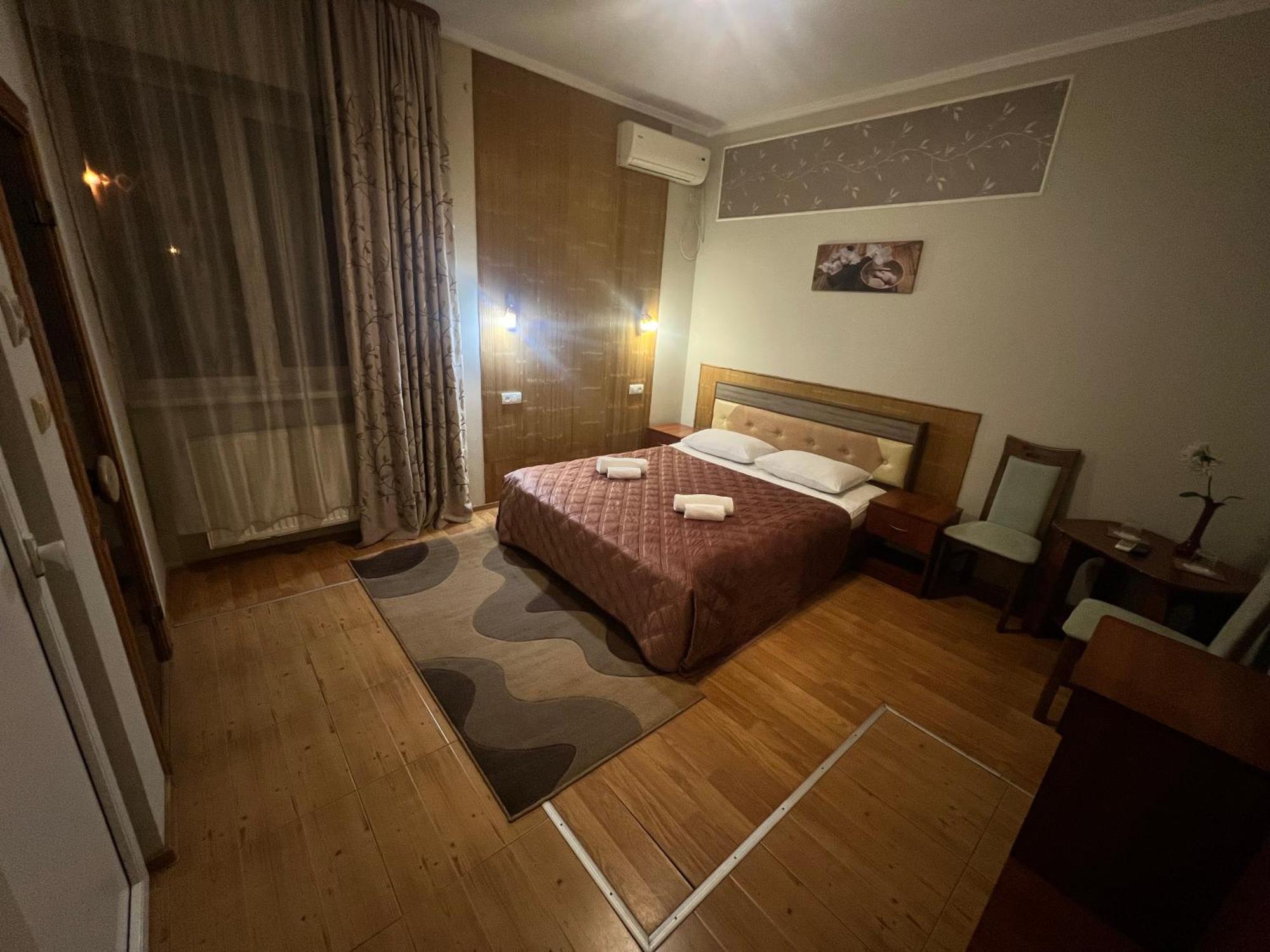 Pallada Motel Pasiky-Zubryts'ki Zewnętrze zdjęcie