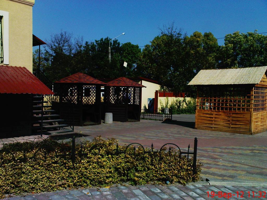 Pallada Motel Pasiky-Zubryts'ki Zewnętrze zdjęcie